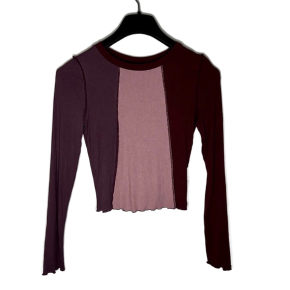 wild fable Tops - ⭐️ Wild Fable Color Block Long Sleeve Purple Size Small ⭐️